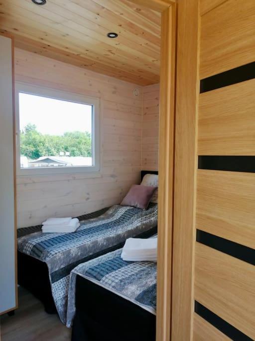 Wapnica  Tiny Beach House Heated And Airconditioned מראה חיצוני תמונה